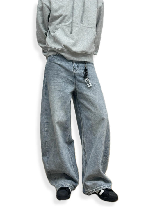 HDB.01: Scimitar light blue vintage jeans