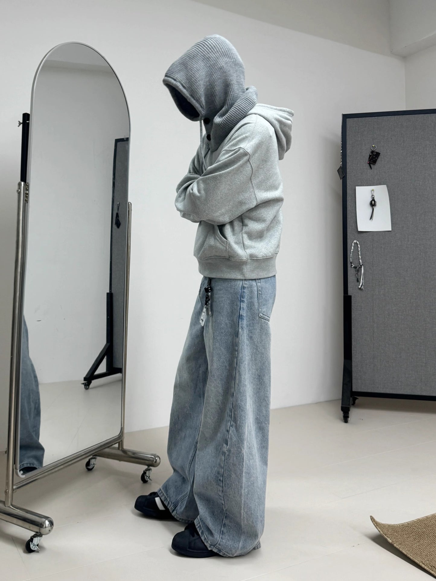 HDB.01: Scimitar light blue vintage jeans