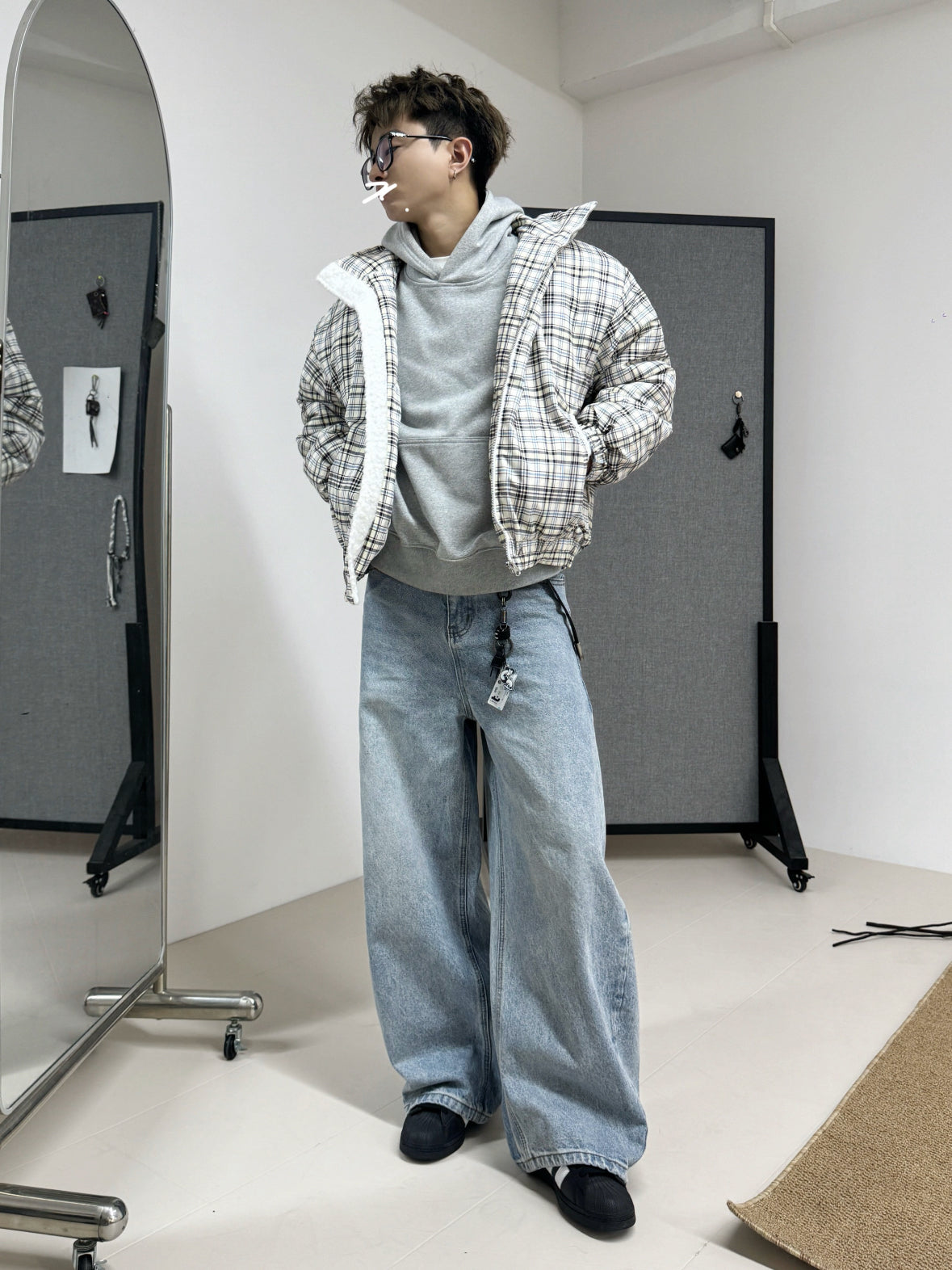 HDB.01: Scimitar light blue vintage jeans
