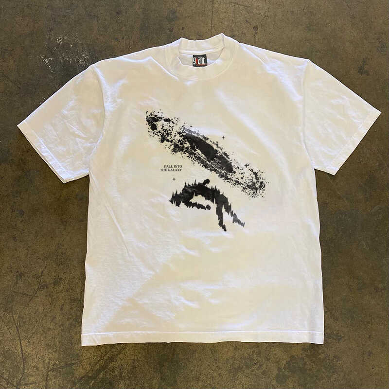 HDT.08: Galaxy graphic T-shirt